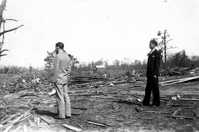 File:1932 tornado damage.jpg