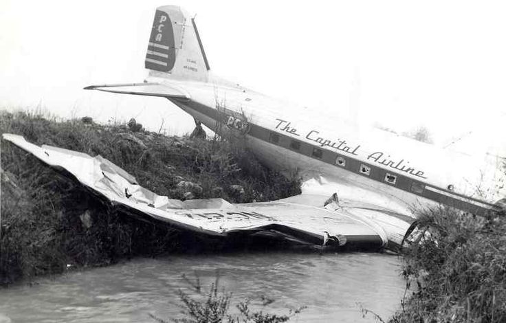 File:1946 PCA flight 105 crash.jpg