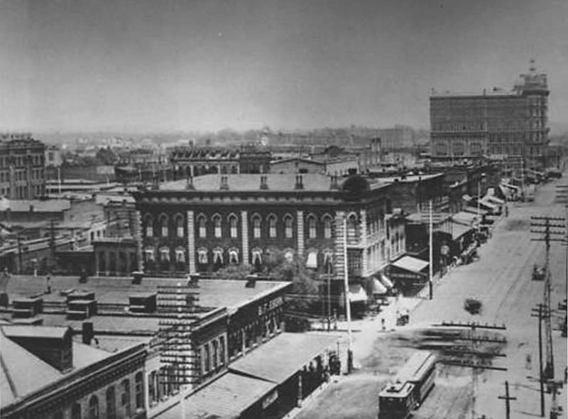 File:1890s 1st Ave E from 20th.jpg