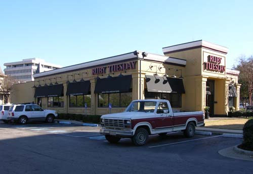 File:Ruby Tuesday former Five Points South location.jpg