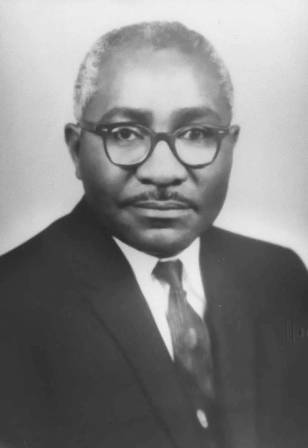 File:Lucius Pitts.jpg