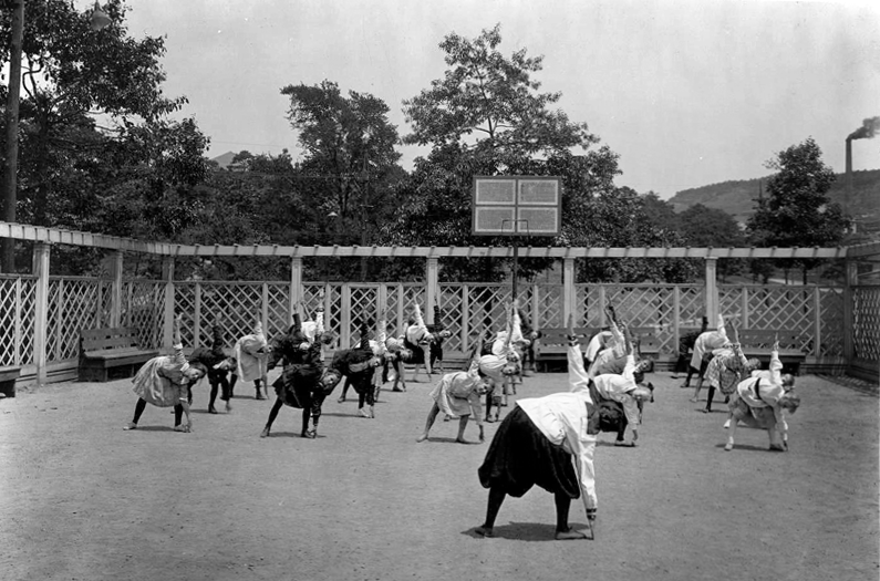 File:Wenonah exercise class 1917.png