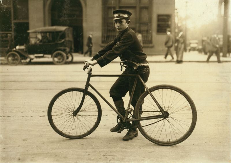 File:1914 Hine bicycle messenger.jpg