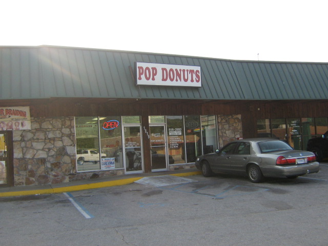 File:Pop donuts.jpg