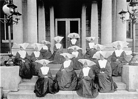 File:1909 St Vincents sisters.jpg