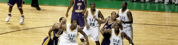 File:UAB-ECU basketball banner.jpg