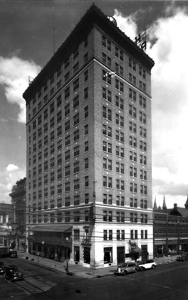 File:Redmont Hotel 1939.jpg