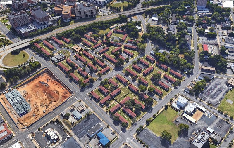 File:Southtown Court aerial.jpg