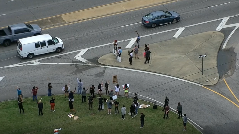 File:2020-06-26 Hoover protest.png