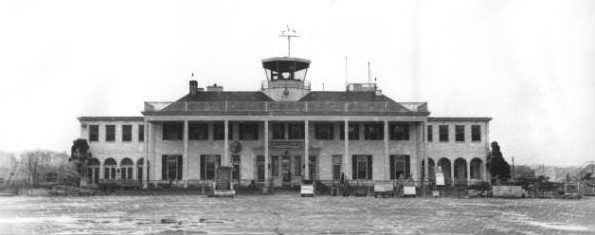 File:Birmingham Airport 1947.jpg