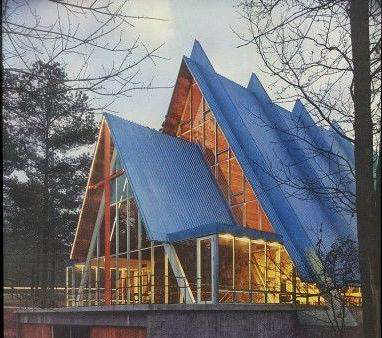 File:Blue Roof church.jpg