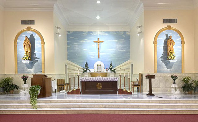 File:Alter at Our Lady of La Vang.jpg