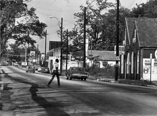 File:1986 Tuscaloosa Ave west from 10th St.jpg