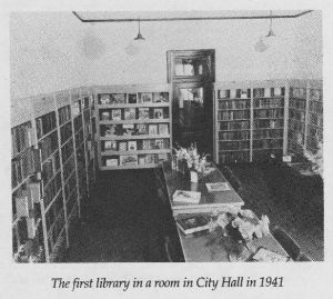 Original Homewood Public Library in City Hall in 1941.