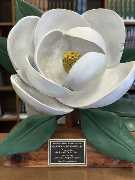 File:Magnolia flower sculpture created for AL Bicentennial.jpg