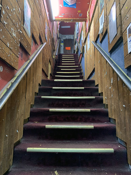 File:Charlemagne Record store stairwell.jpg