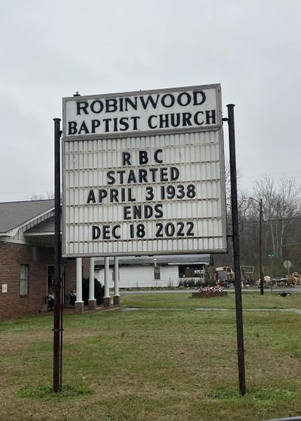 File:Robinwood Baptist Church.jpg
