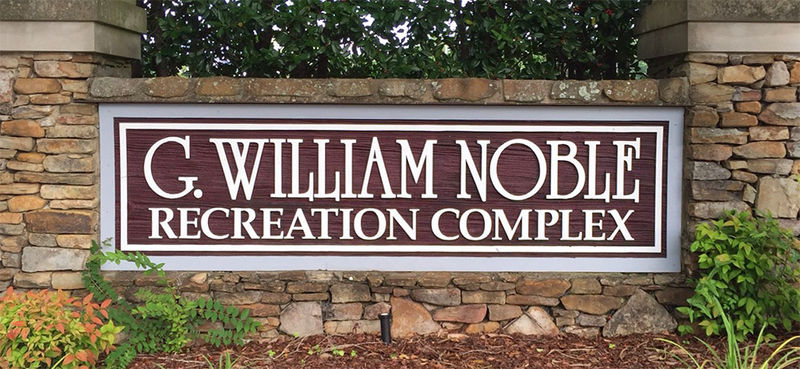 File:William Noble Recreation Complex sign.jpg