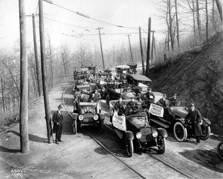 File:1910 Good Road Tour at Lone Pine Gap.jpg