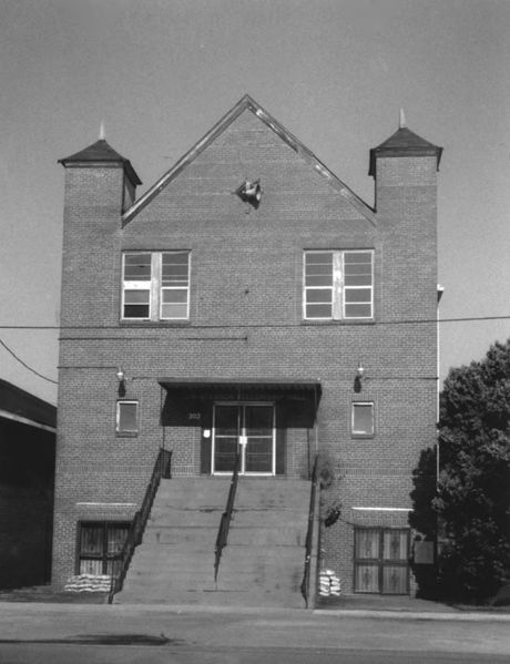 File:6th Street Peach Baptist Church 1948.jpg